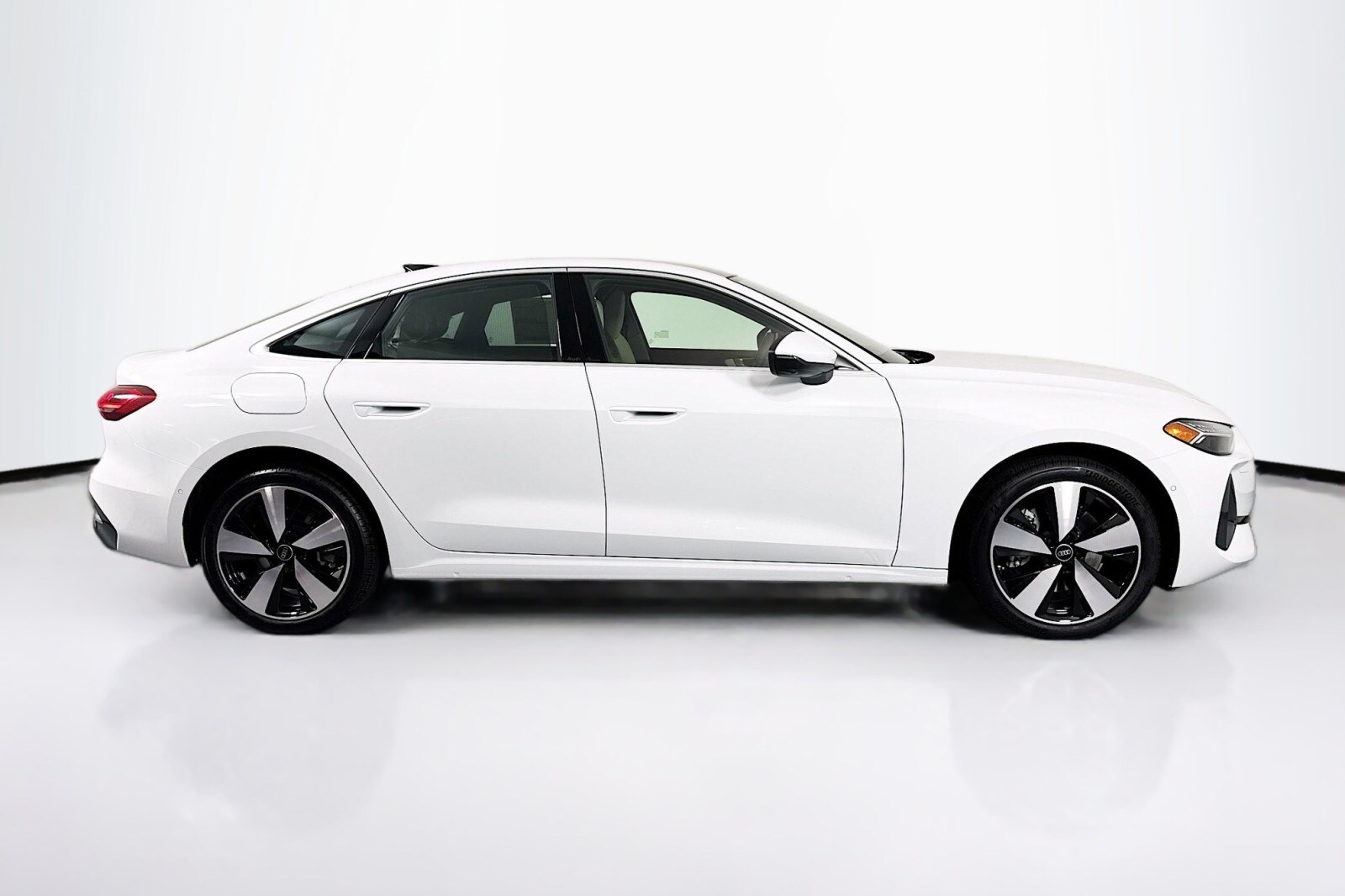 2025 Audi A5 Quattro Prestige photo 4