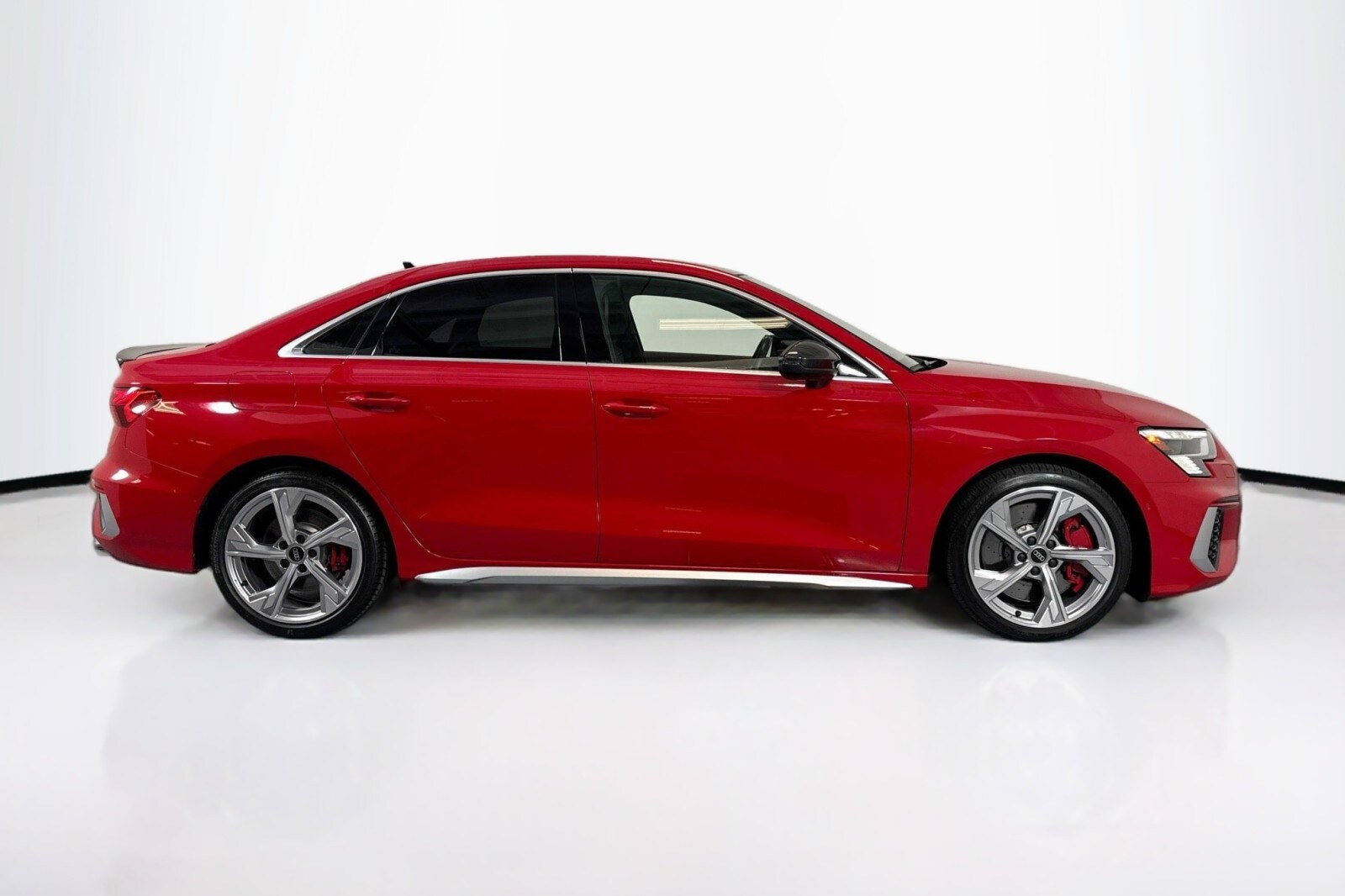2023 Audi S3 Prestige photo 4
