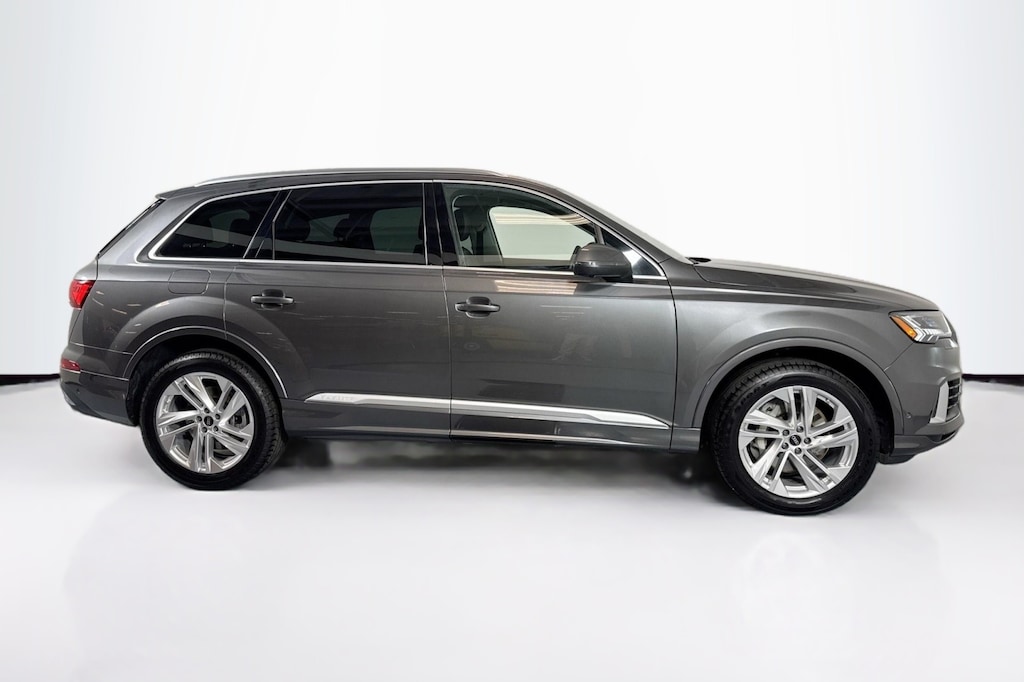 Used 2024 Audi Q7 Premium Plus