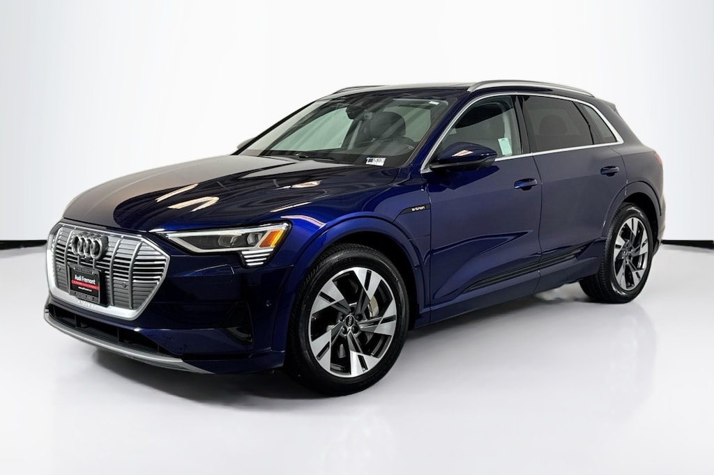 Used 2023 Audi e-tron Premium Plus