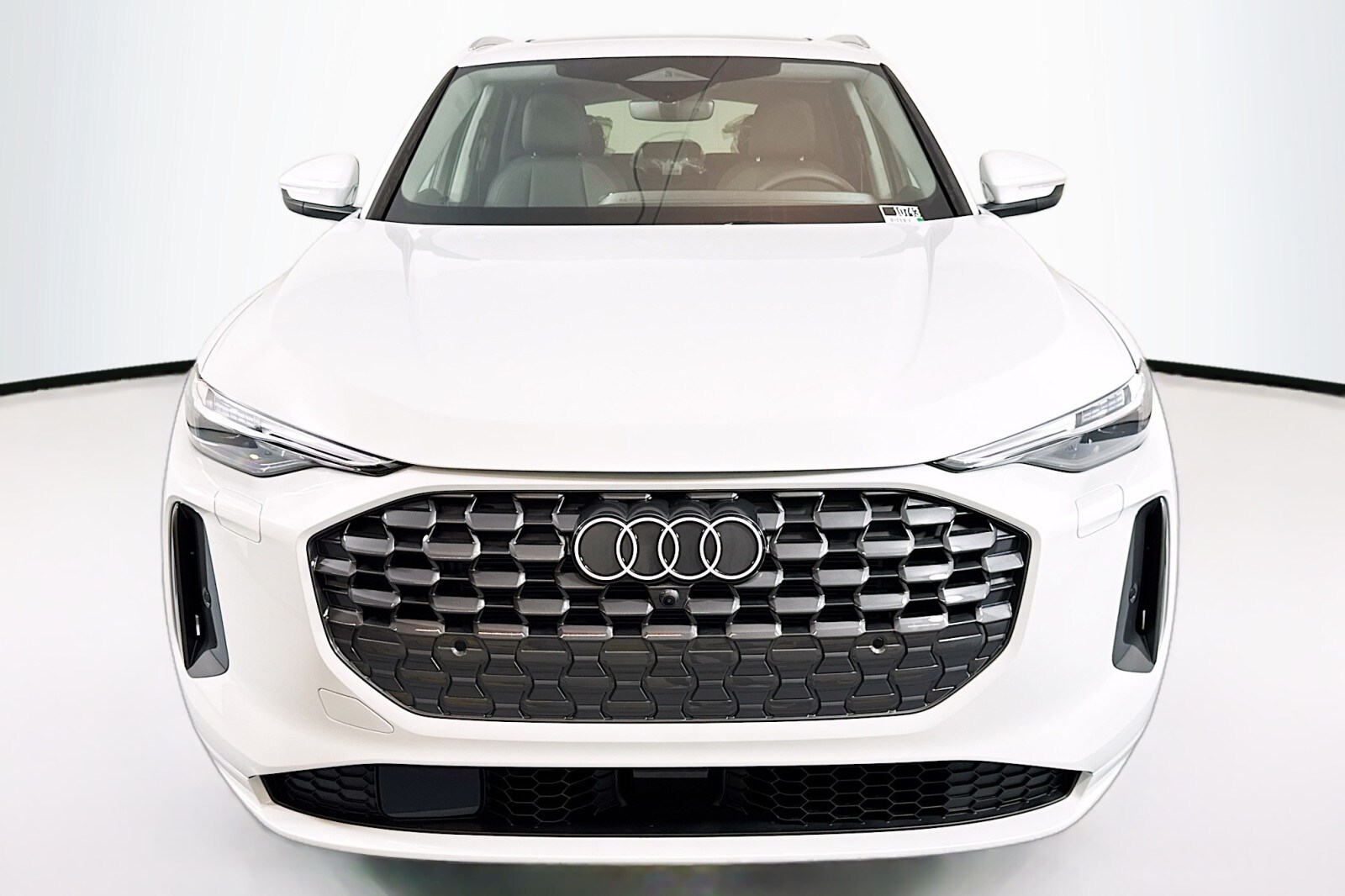 2025 Audi Q5 Premium Plus photo 2
