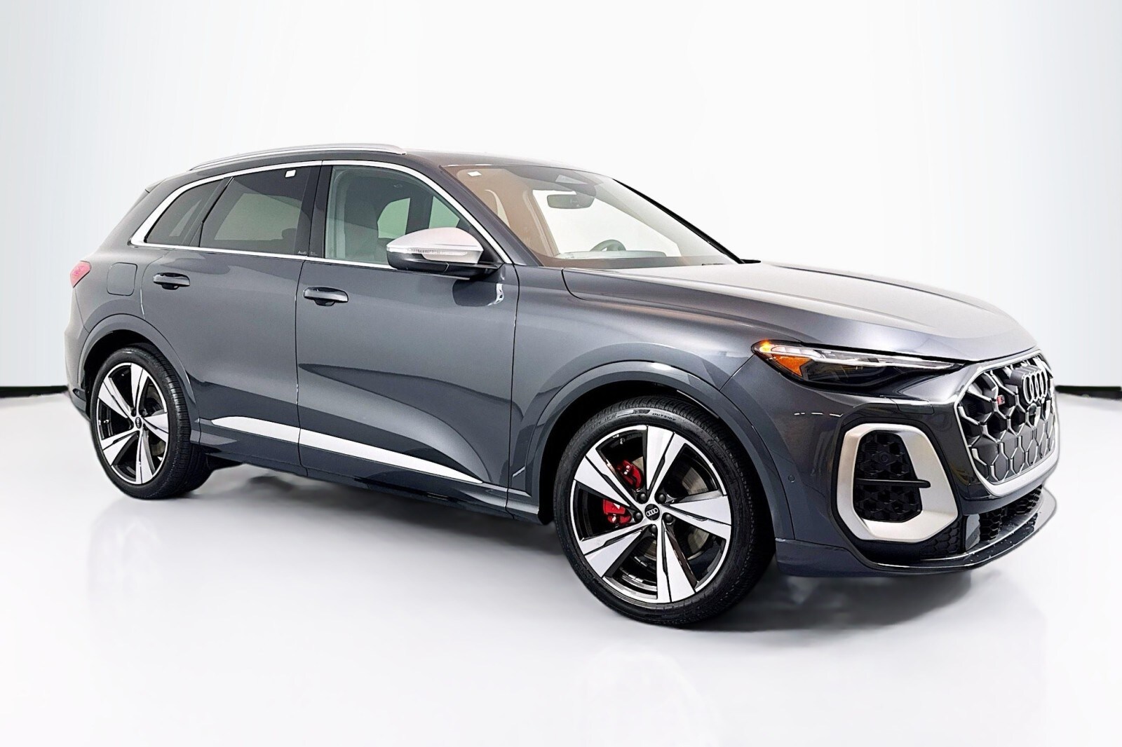 2025 Audi SQ5 Premium Plus photo 3