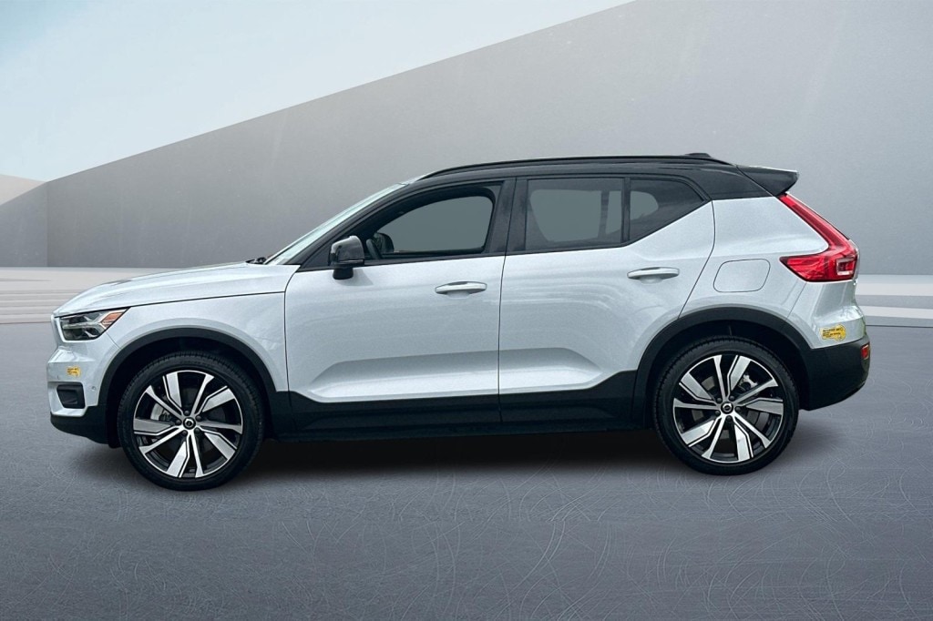 Used 2022 Volvo XC40 Ultimate with VIN YV4ED3UB8N2774738 for sale in Fremont, CA