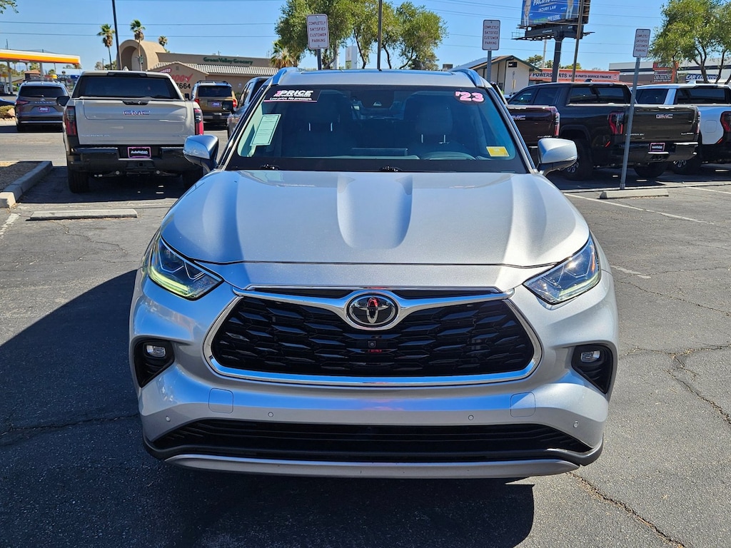 Used 2023 Toyota Highlander Platinum SUV