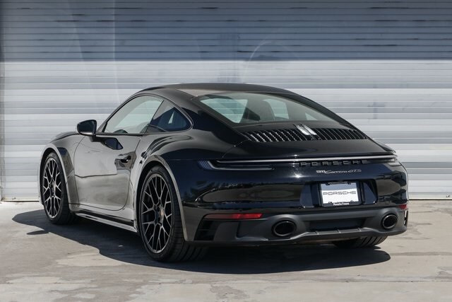 2024 Porsche 911 GTS photo 3
