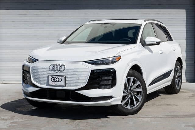 2025 Audi Q6 E-tron Premium Plus photo 3