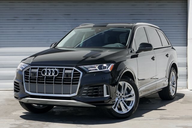 2022 Audi Q7 55 Premium Plus photo 3