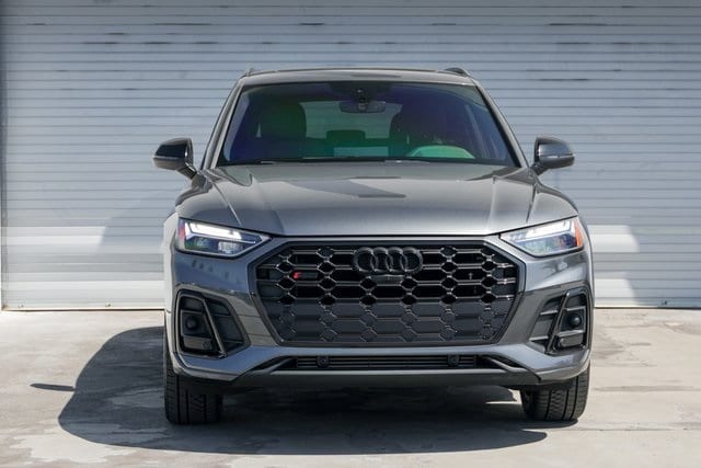 Used 2023 Audi SQ5 Premium Plus with VIN WA1B4AFY5P2014923 for sale in Fresno, CA