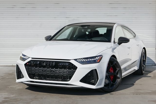 2025 Audi RS 7 photo 3
