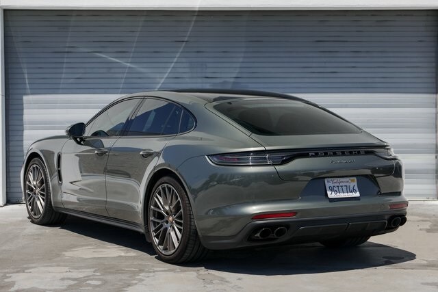 2023 Porsche Panamera 4 Platinum photo 3