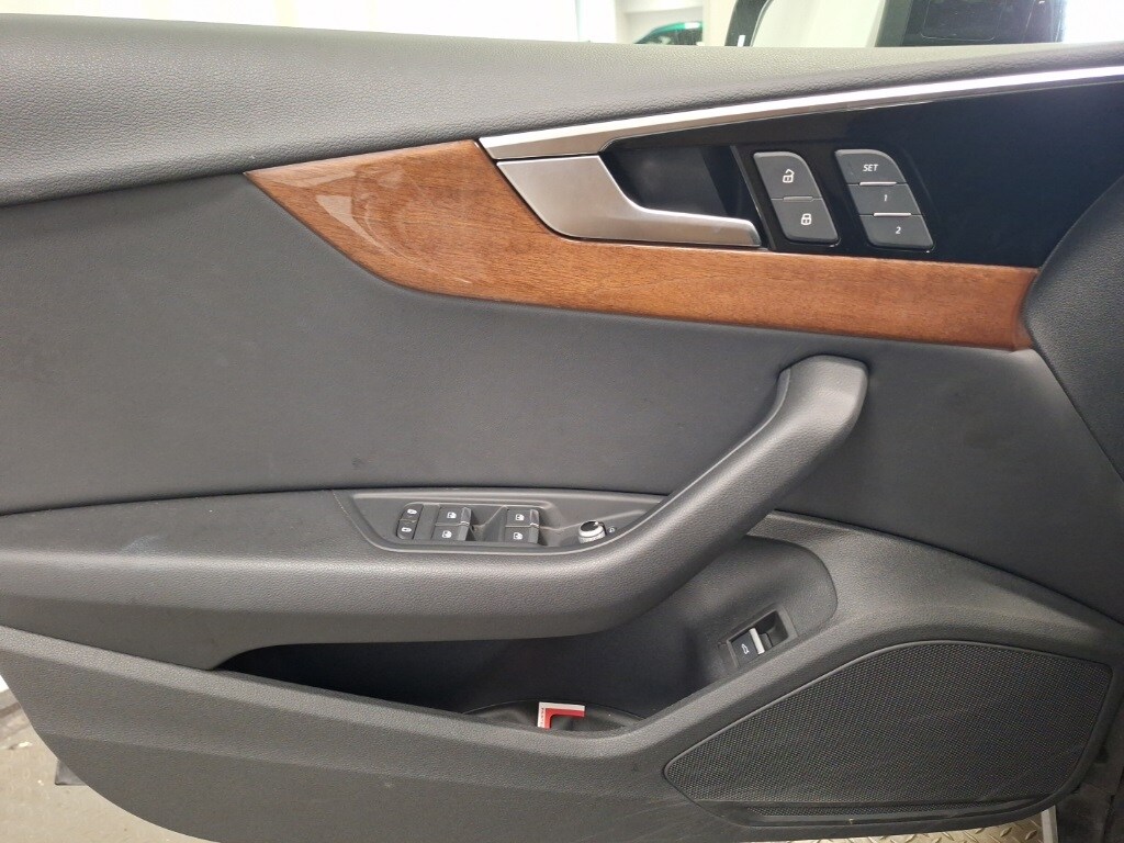 2023 Audi A5 40 Premium photo 4