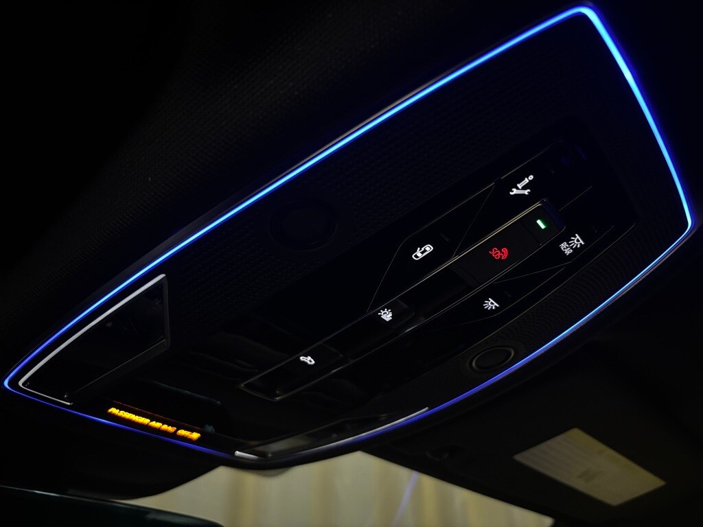 2025 Audi A8 L 55 photo 4