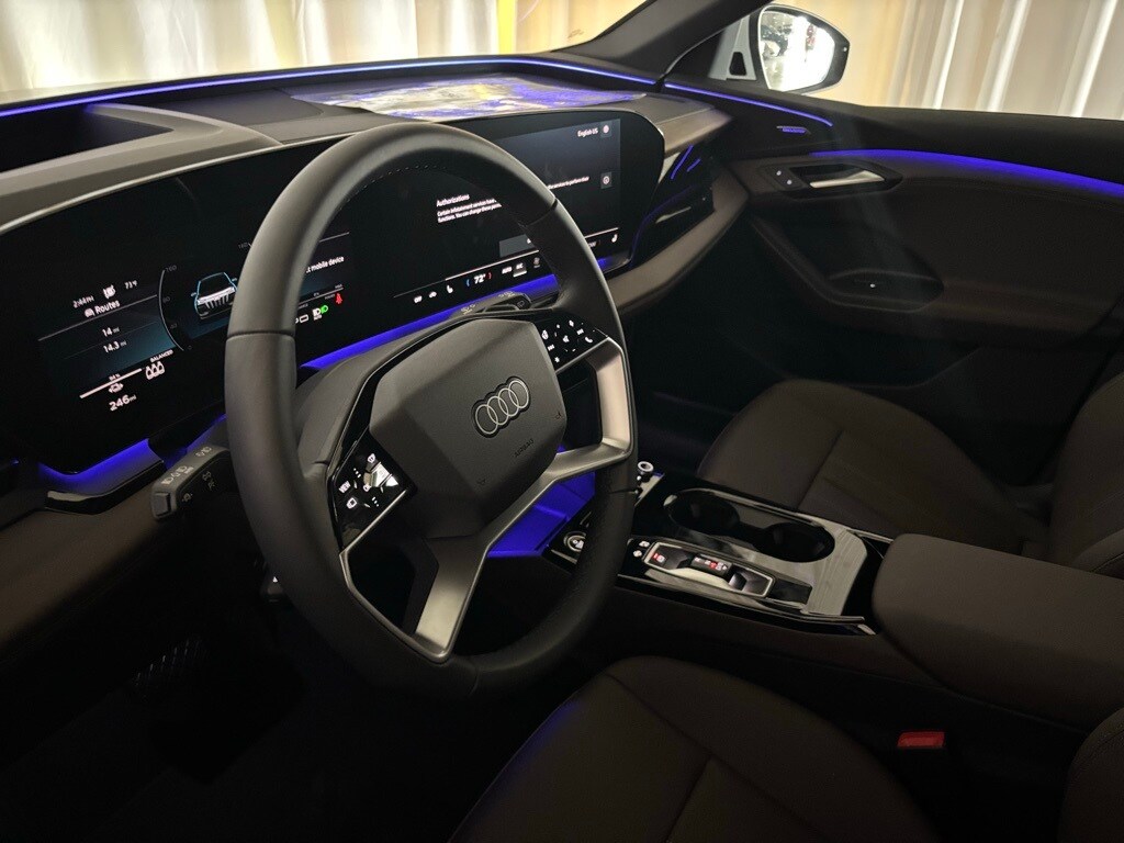 2025 Audi Q6 E-tron Premium Plus photo 2