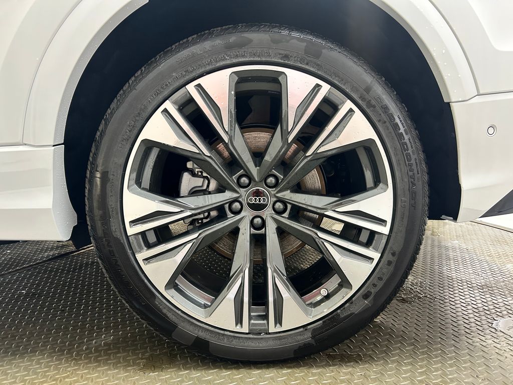 2026 Audi Q8 Premium Plus - Photo 31