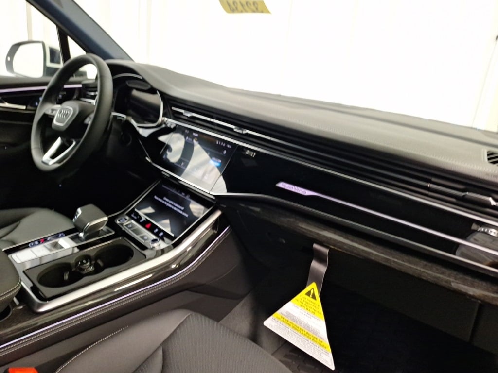 2025 Audi Q7 Premium Plus - Photo 19