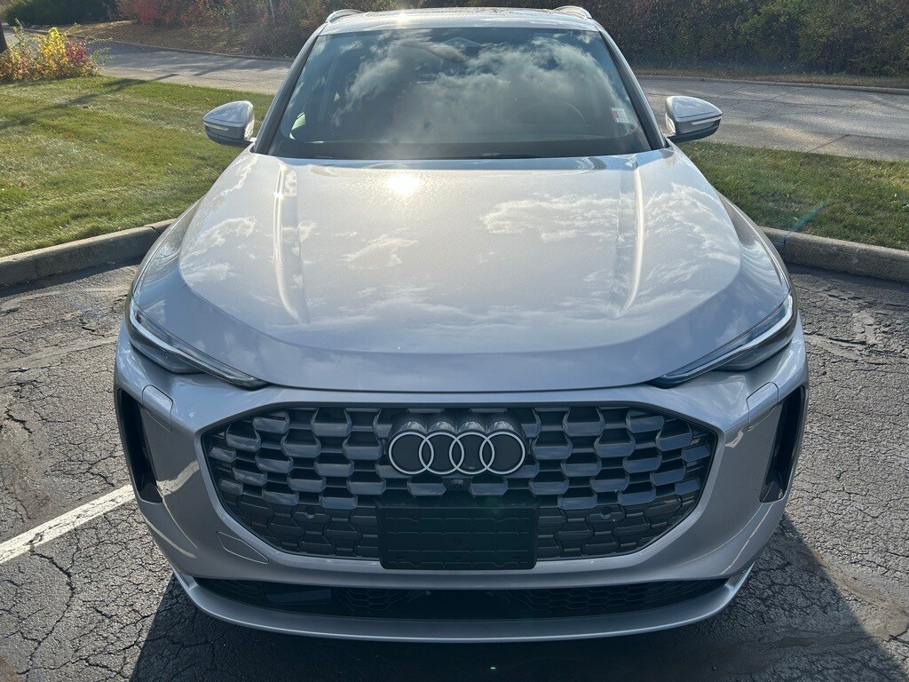 2025 Audi New Q5 Premium Plus - Photo 21