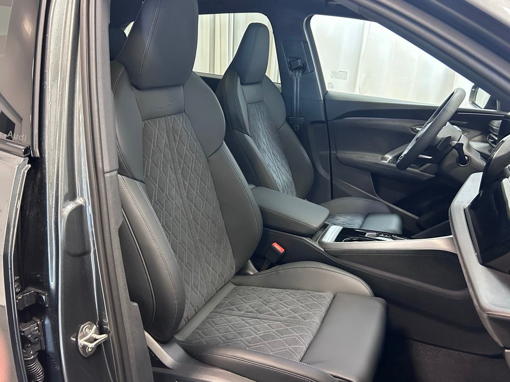 2026 Audi SQ5 Premium Plus - Photo 21