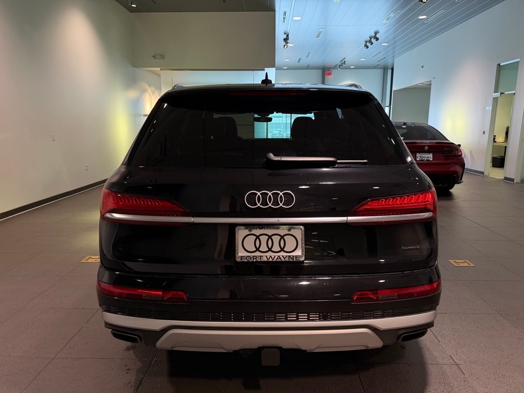 Certified 2025 Audi Q7 55 Premium SUV
