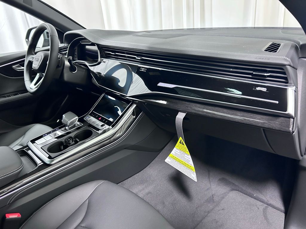 2026 Audi Q8 Premium Plus - Photo 24