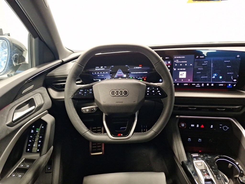 2025 Audi SQ5 Premium Plus photo 2
