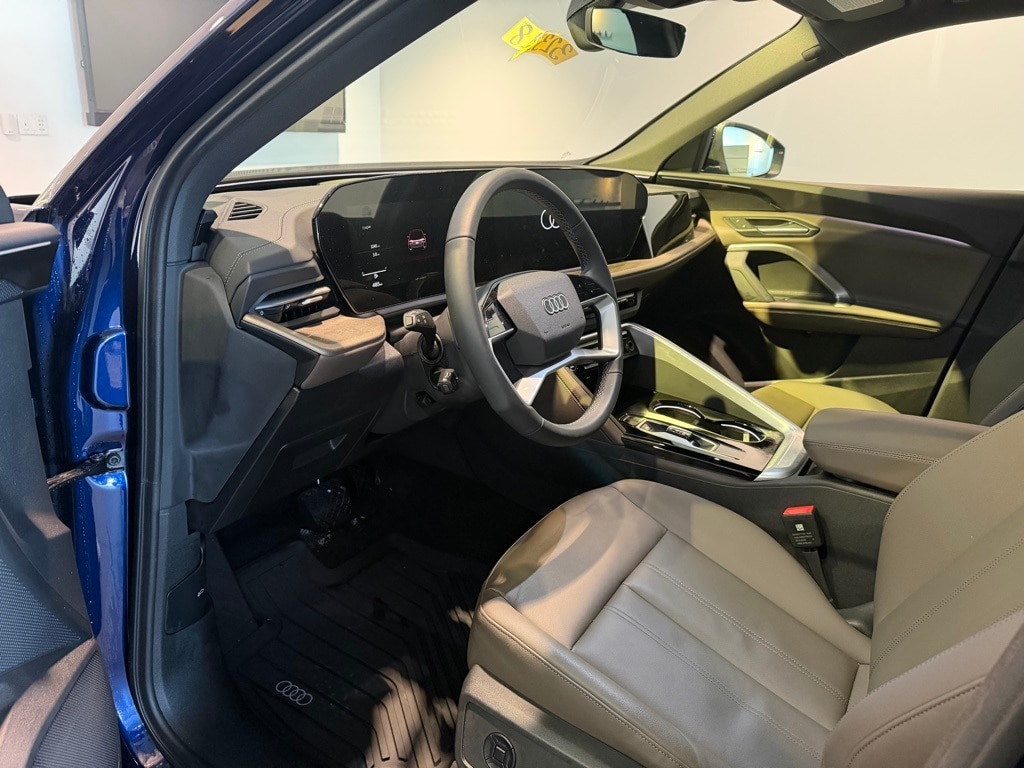 Certified 2025 Audi Q5 2.0T Premium SUV