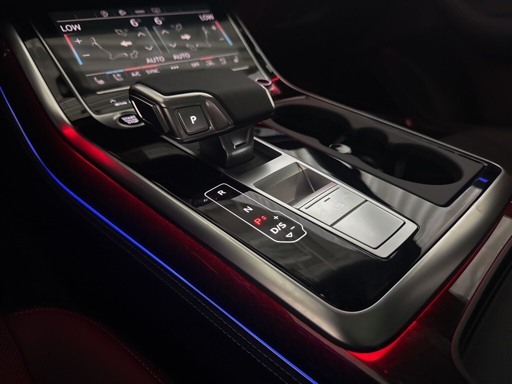 2025 Audi Q7 55 Premium Plus photo 4