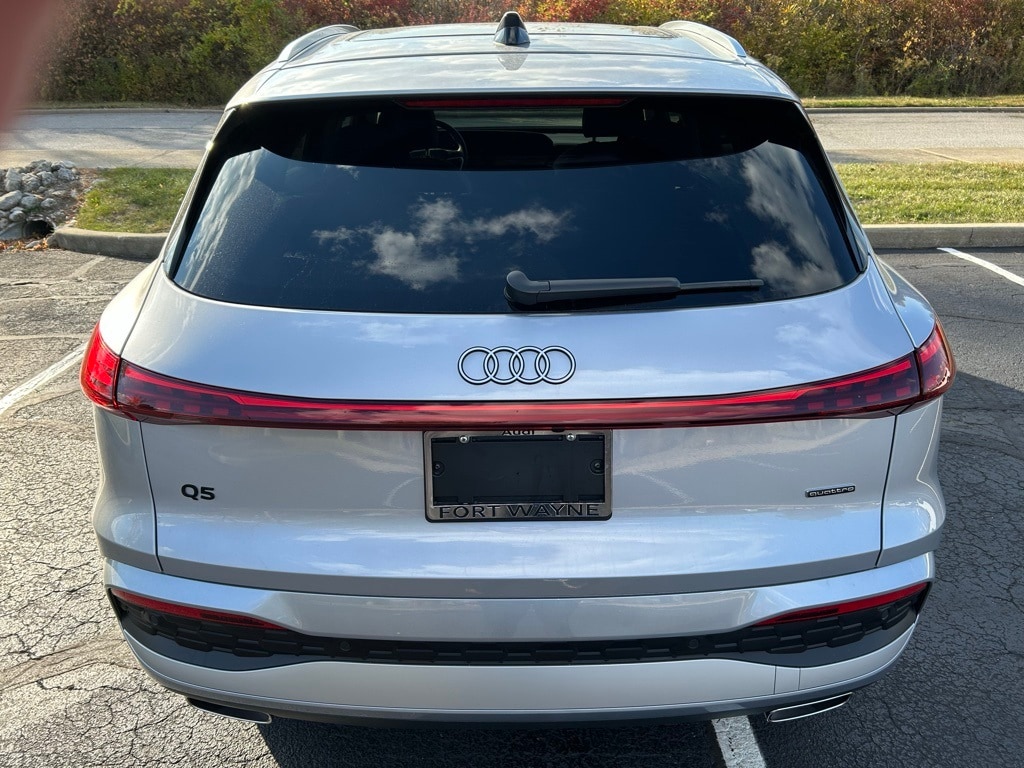 2025 Audi New Q5 Premium Plus - Photo 24
