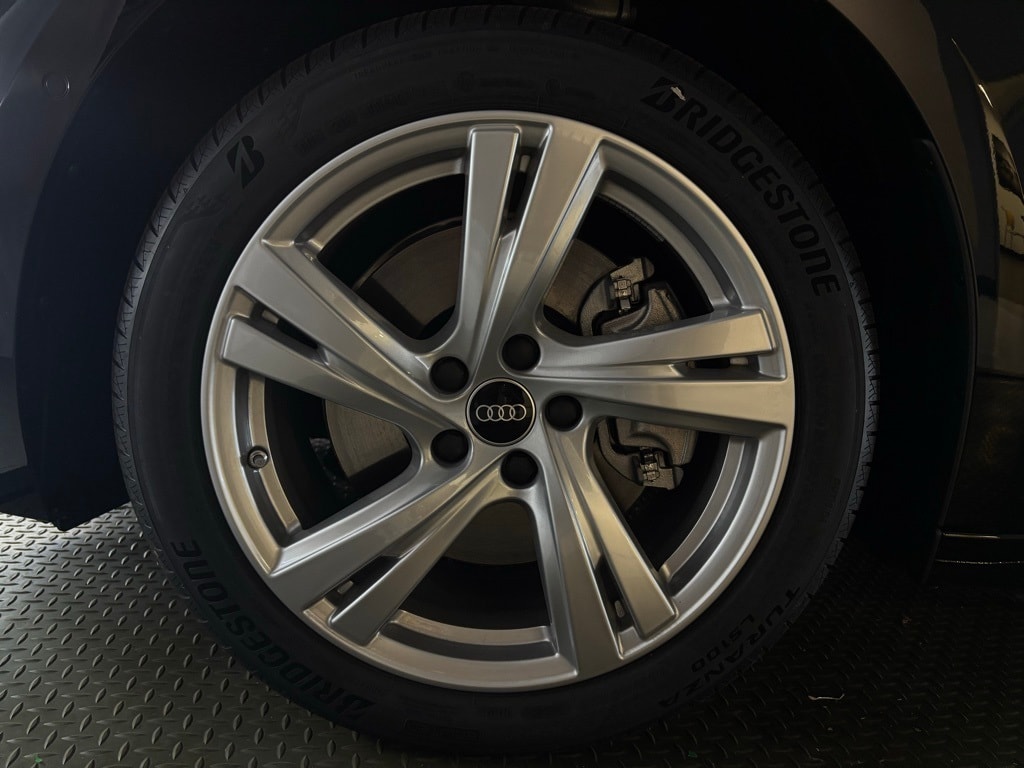 2025 Audi A5 2.0T Premium Plus Quattro photo 2