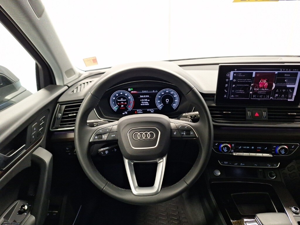 2025 Audi Q5 55 S line Premium photo 3