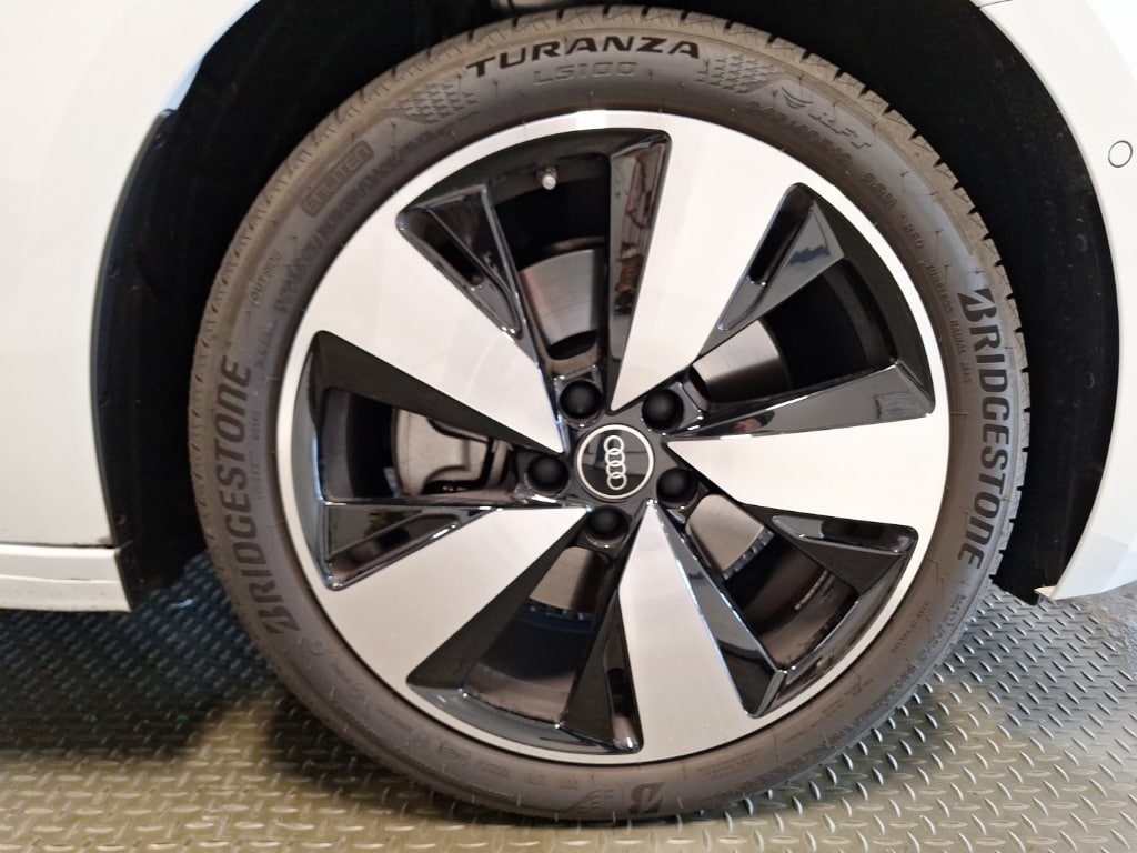 2025 Audi A5 2.0T Premium Quattro photo 2