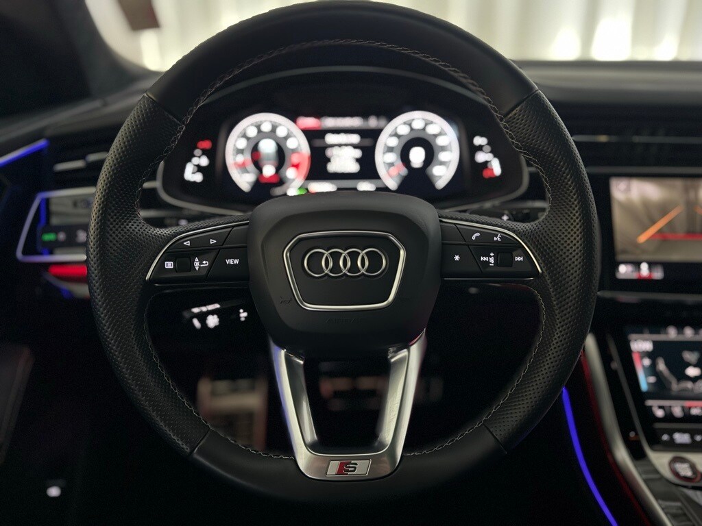 2021 Audi SQ8 Premium Plus photo 3