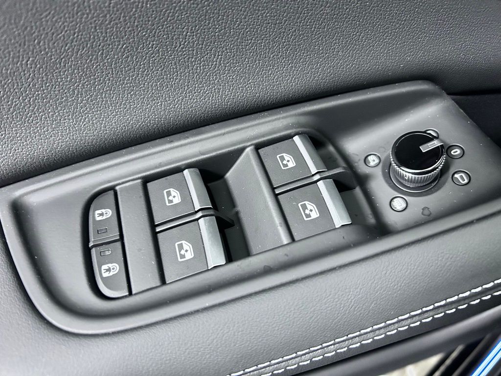2026 Audi Q8 Premium Plus - Photo 6