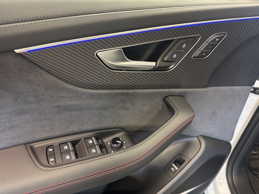 2026 Audi SQ8 Prestige - Photo 7