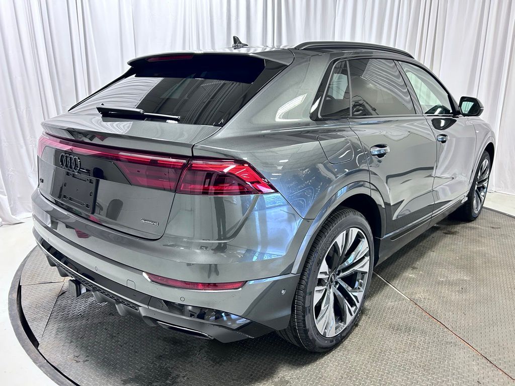 2026 Audi Q8 Premium Plus - Photo 31
