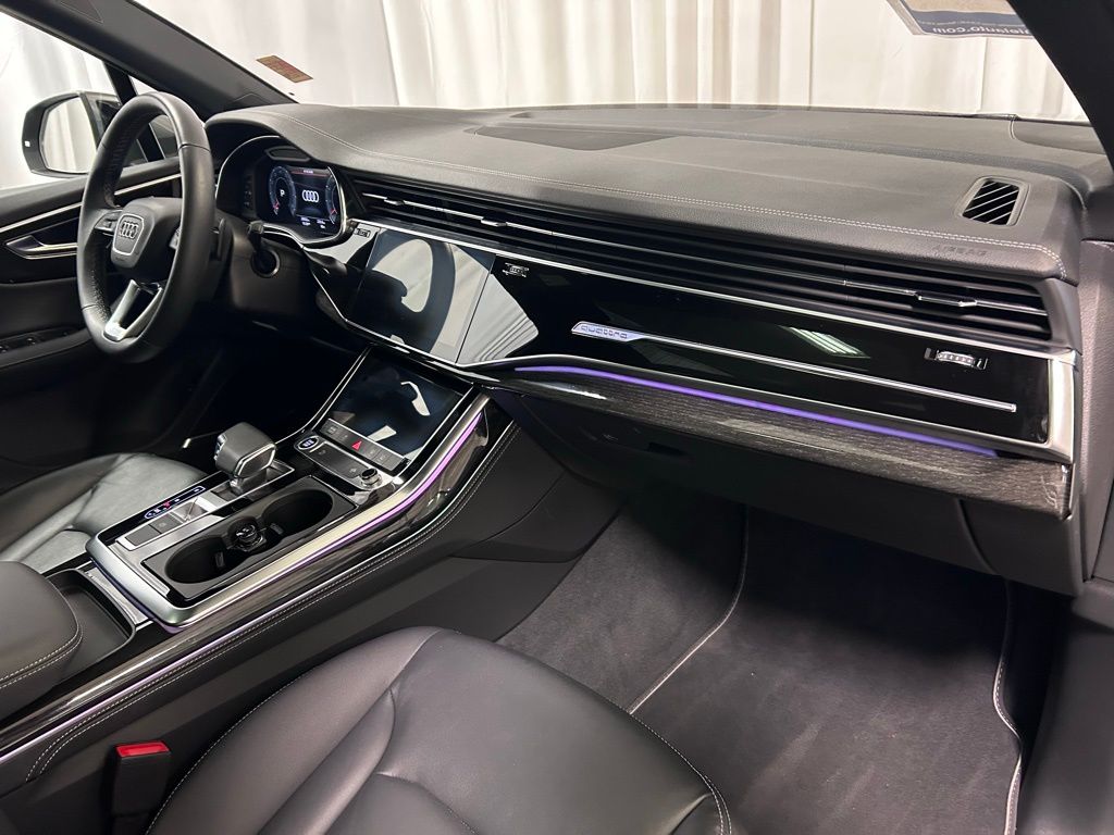 2025 Audi Q7 Premium Plus - Photo 24