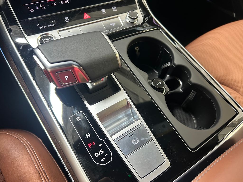 2026 Audi Q8 Premium Plus - Photo 17