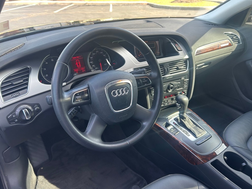 2011 Audi A4 Quattro Premium Plus photo 2
