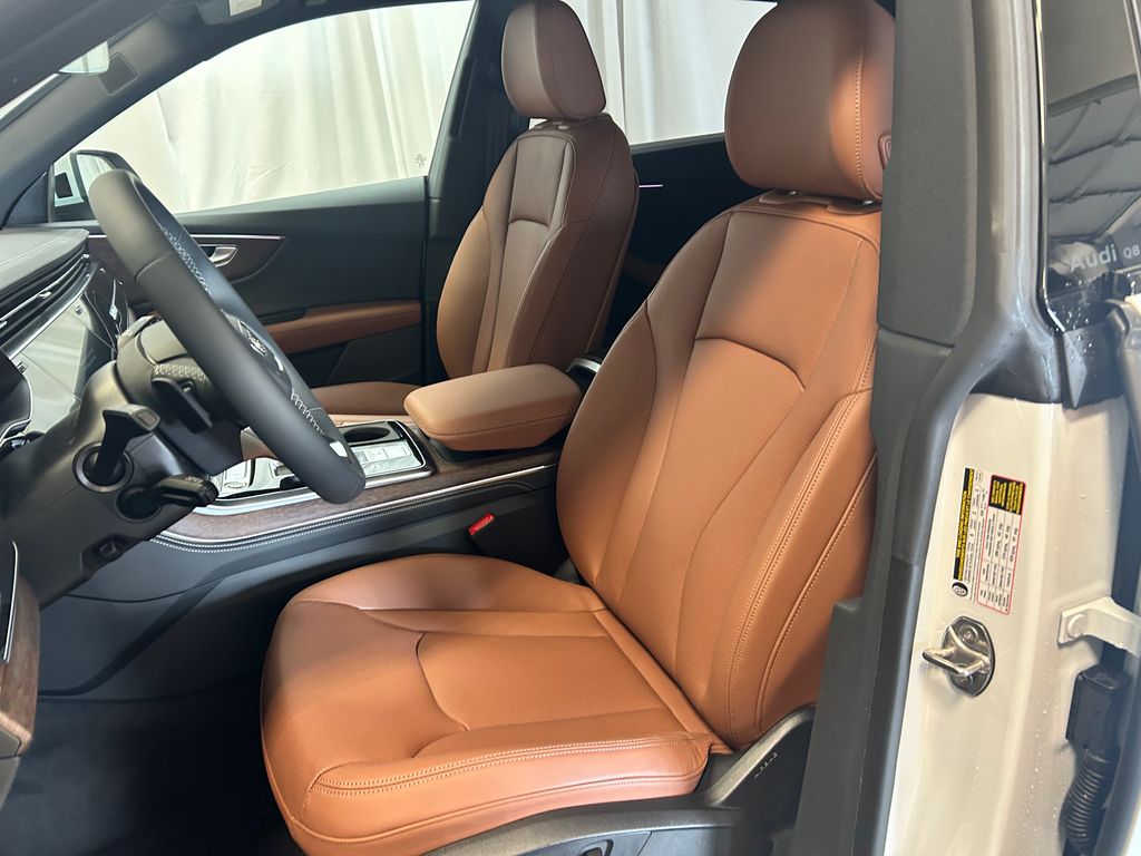 2026 Audi Q8 Premium Plus - Photo 7