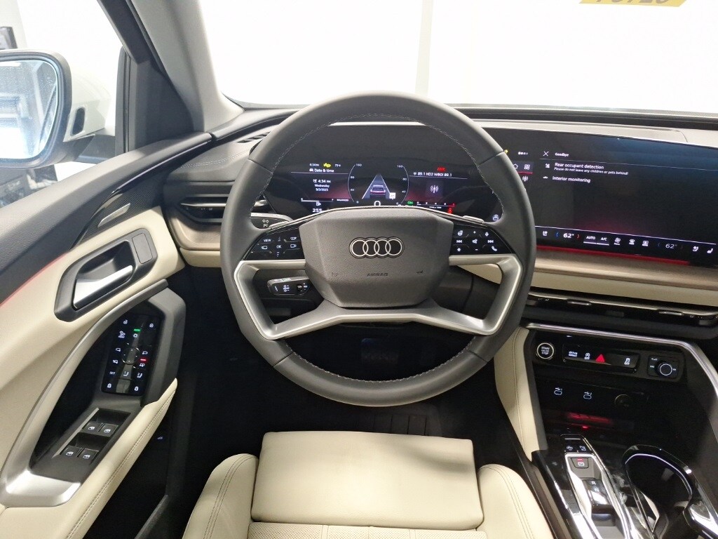 2025 Audi Q5 2.0T Premium photo 2