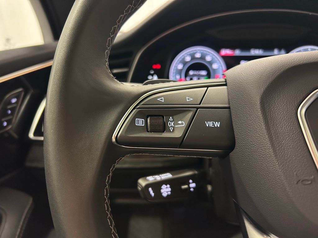 2025 Audi Q7 Premium Plus - Photo 9