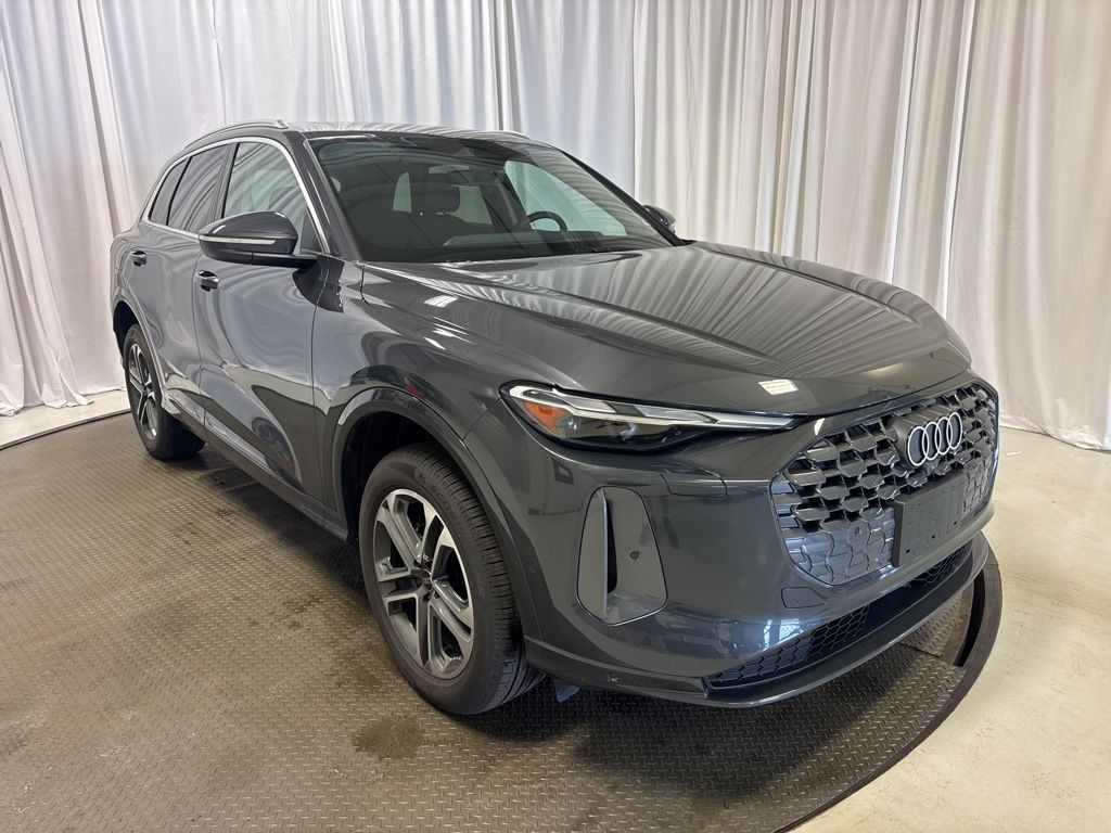 2025 Audi Q5 Premium