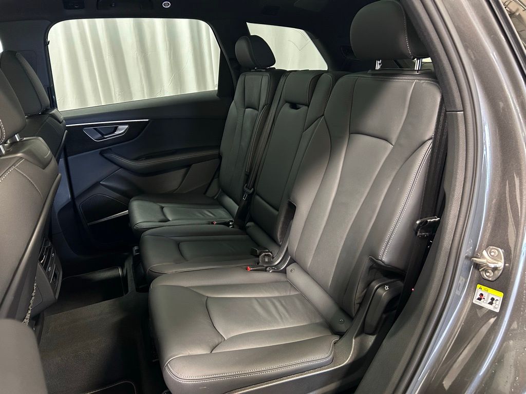 2025 Audi Q7 Premium Plus - Photo 21