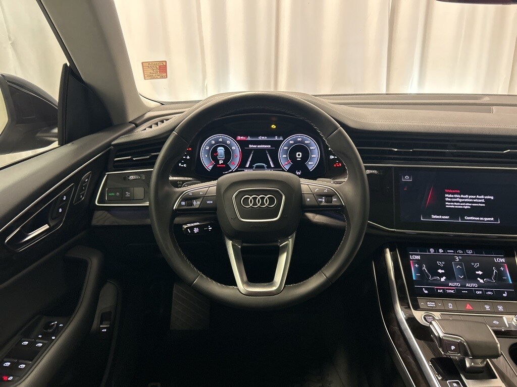 2023 Audi Q8 55 Premium photo 2