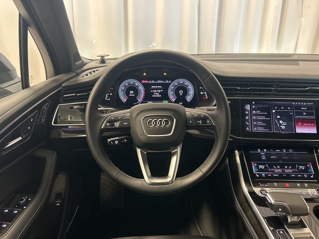 2025 Audi Q7 55 Prestige photo 3