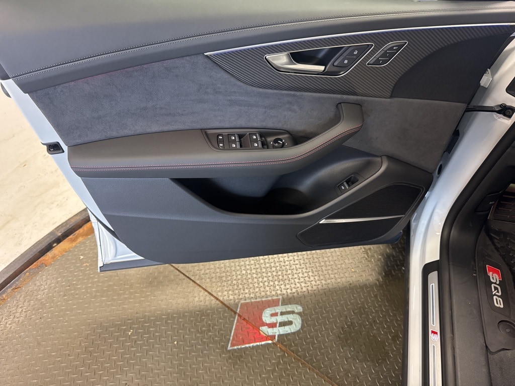2026 Audi SQ8 Prestige - Photo 6