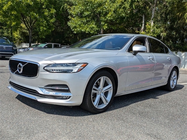 Used 2019 Volvo S90 Momentum with VIN LVY102AK2KP106307 for sale in Gainesville, FL