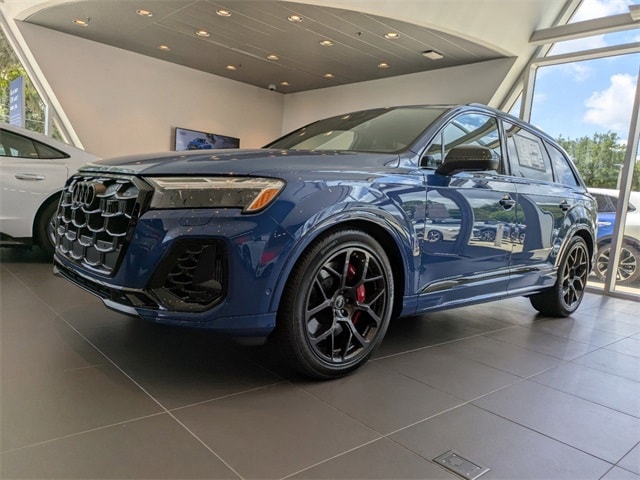 Used 2025 Audi SQ7 Premium Plus with VIN WA1AWBF7XSD007613 for sale in Gainesville, FL