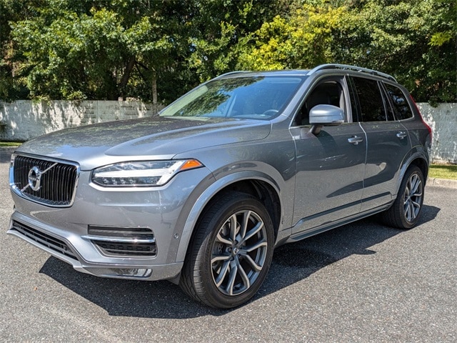 Used 2018 Volvo XC90 Momentum with VIN YV4102PK3J1345975 for sale in Gainesville, FL