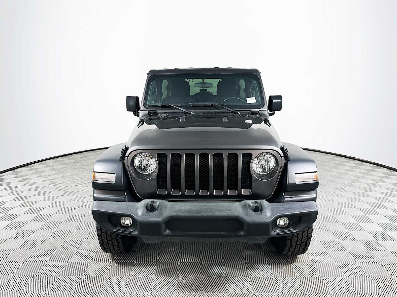 Used 2019 Jeep Wrangler Unlimited Sport S with VIN 1C4HJXDG7KW509731 for sale in Gilbert, AZ