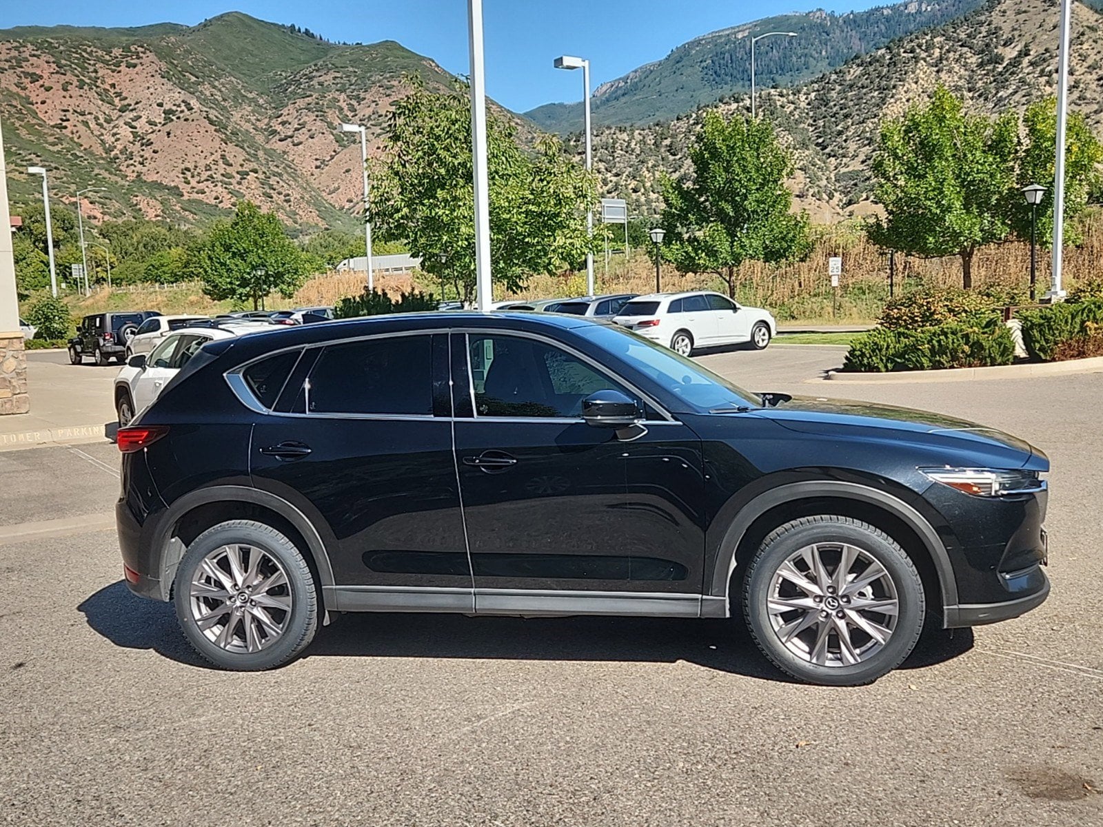 Used 2019 Mazda CX-5 Grand Touring with VIN JM3KFBDMXK1564419 for sale in Glenwood Springs, CO